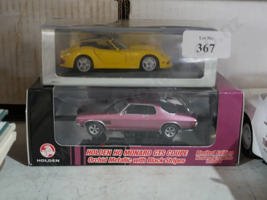 Two model cars Image 1++