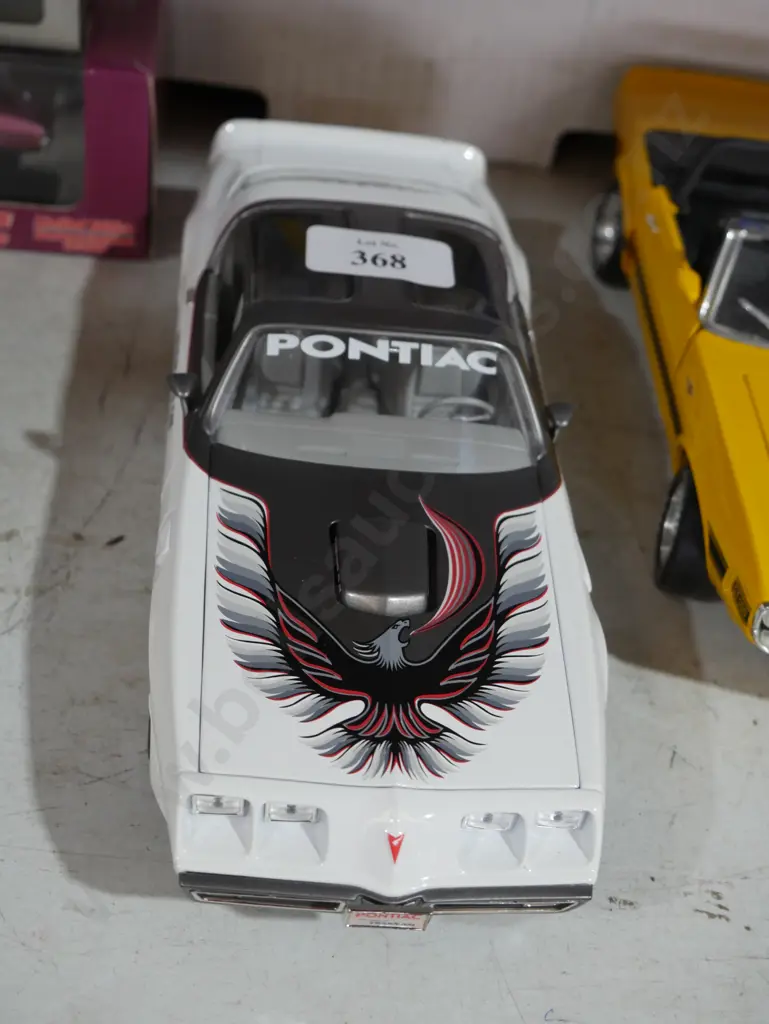 Model Pontiac Image 1++