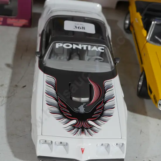 Model Pontiac