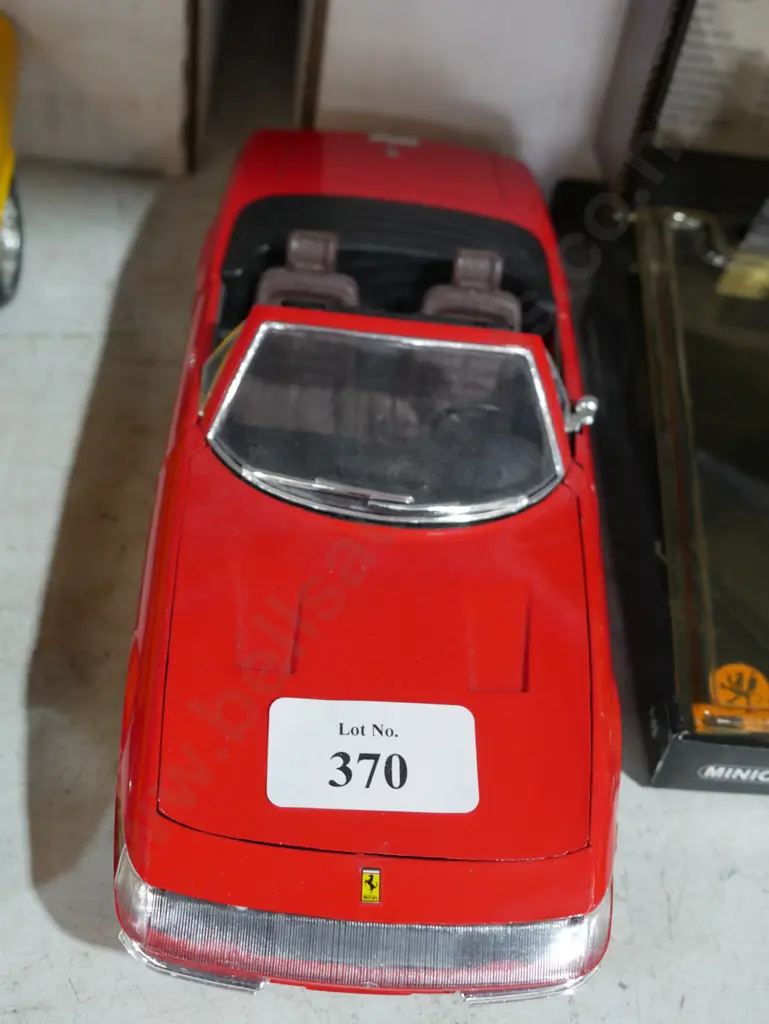 Model Ferrari Image 1++