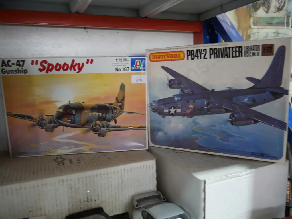 2 model planes Image 1++