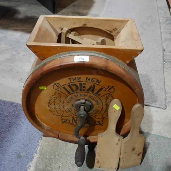 Butter churn