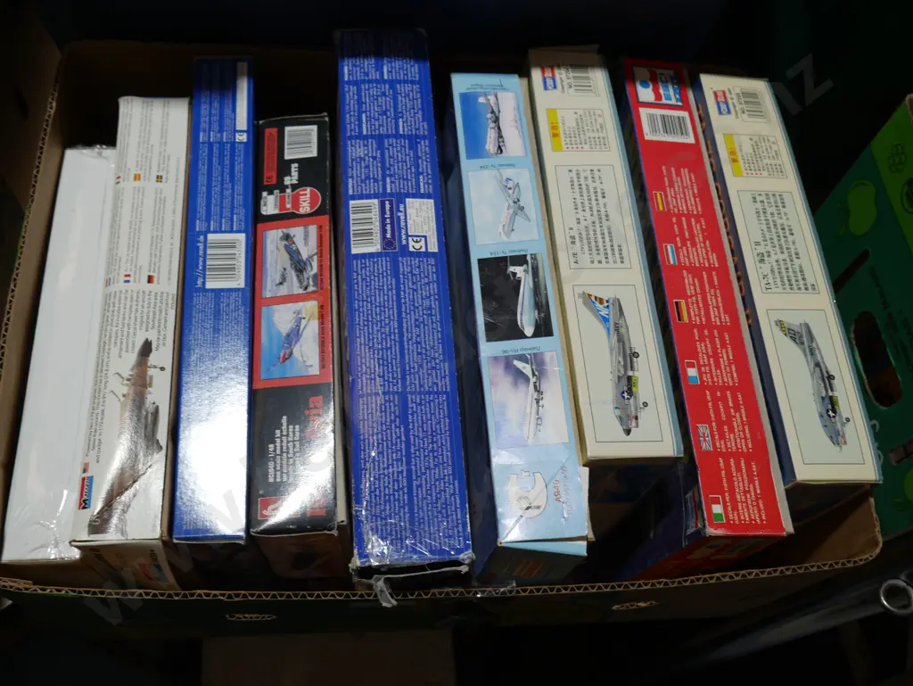Assorted kitset models Image 1++