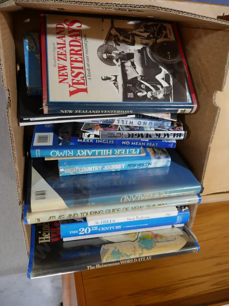 New Zealand books Image 1++