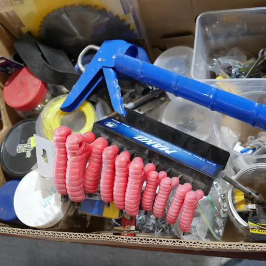 Workshop sundries