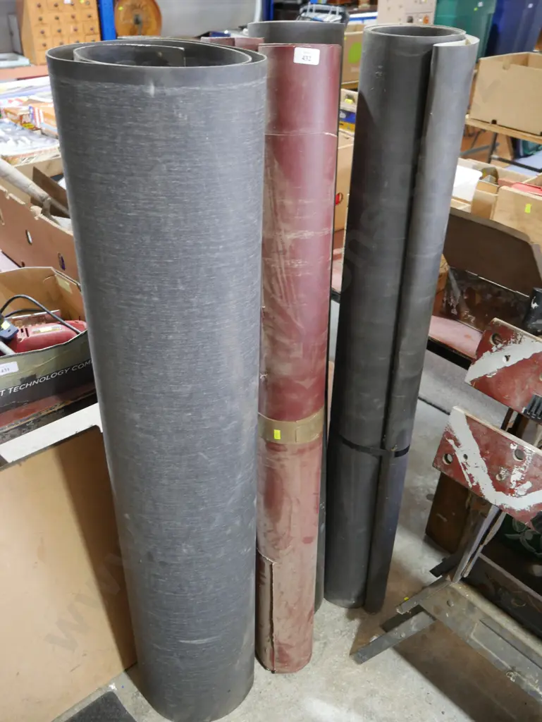 Large rolls of sandpaper Image 1++