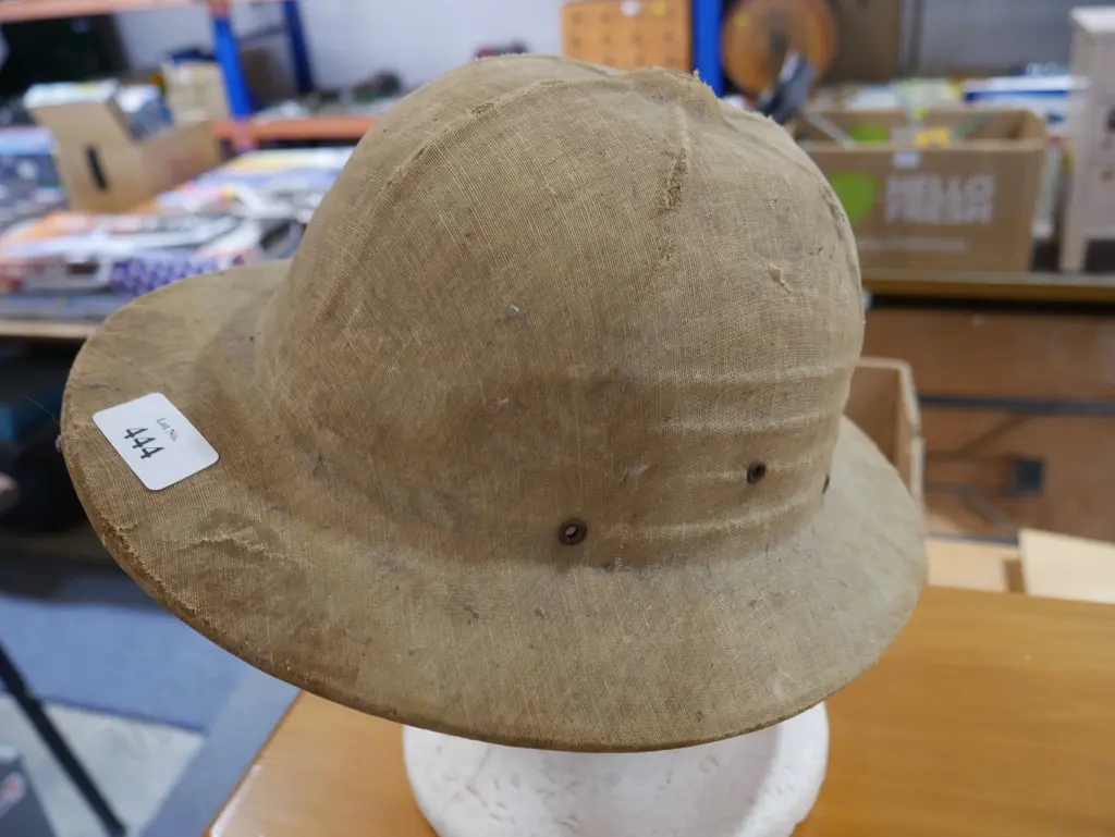 Safari hat Image 1++