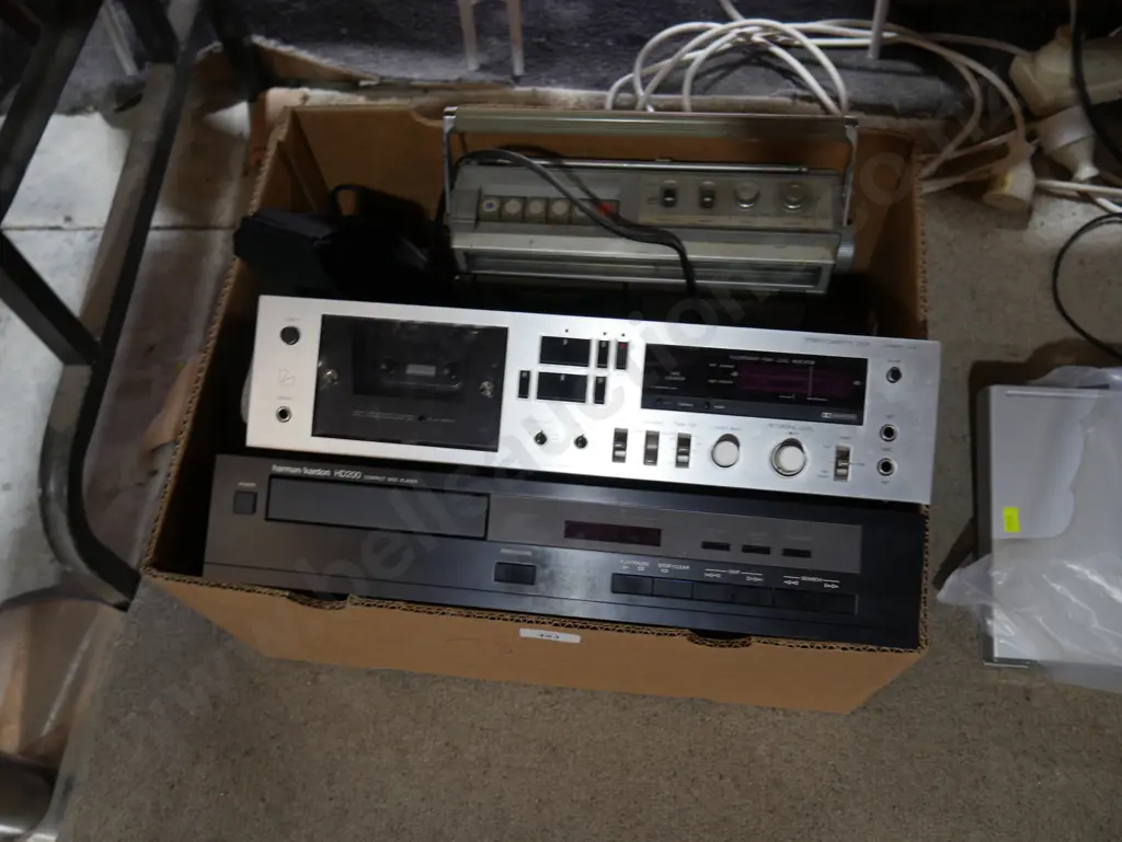 Audio equipment Image 1++