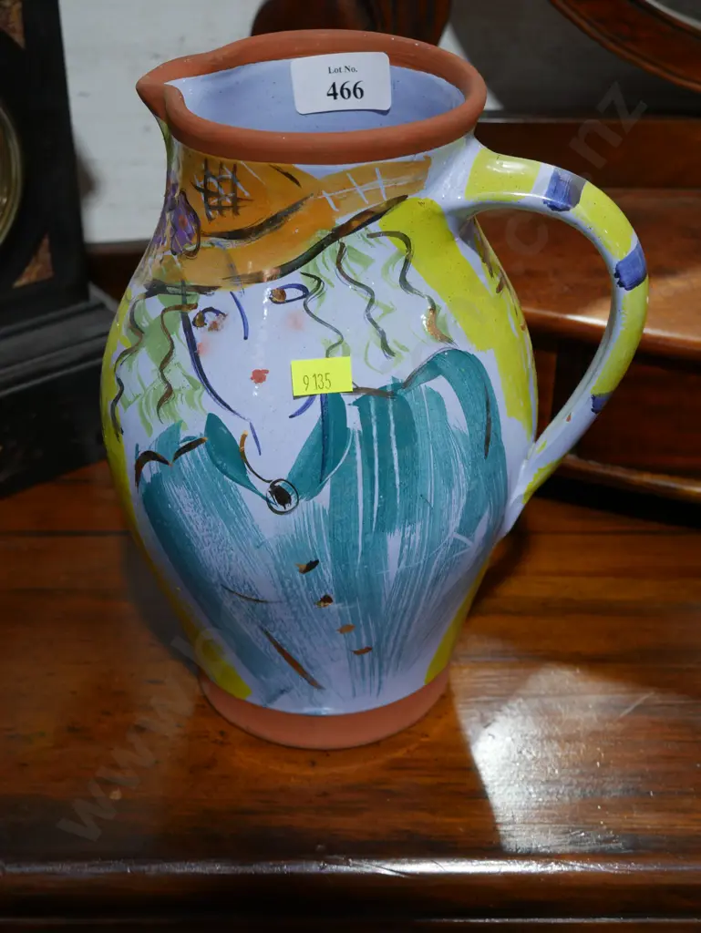 Bardi Ivory pottery jug Image 1++