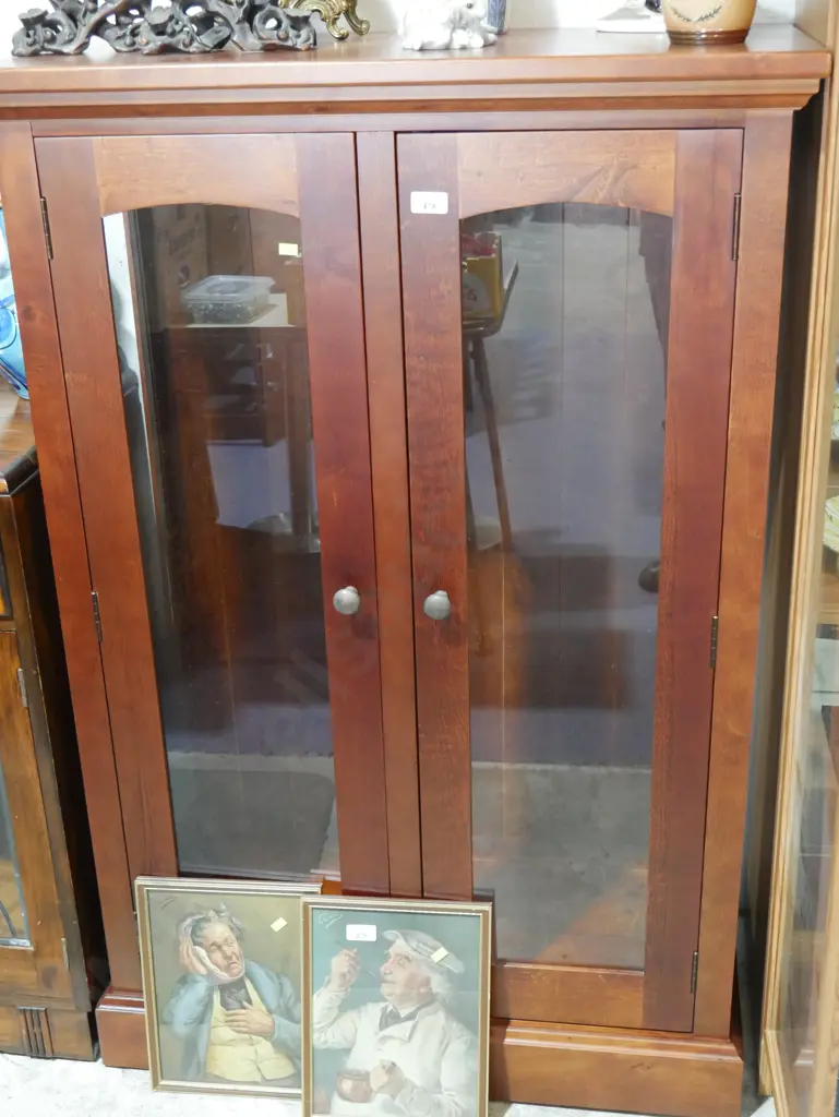 Display cabinet Image 1++