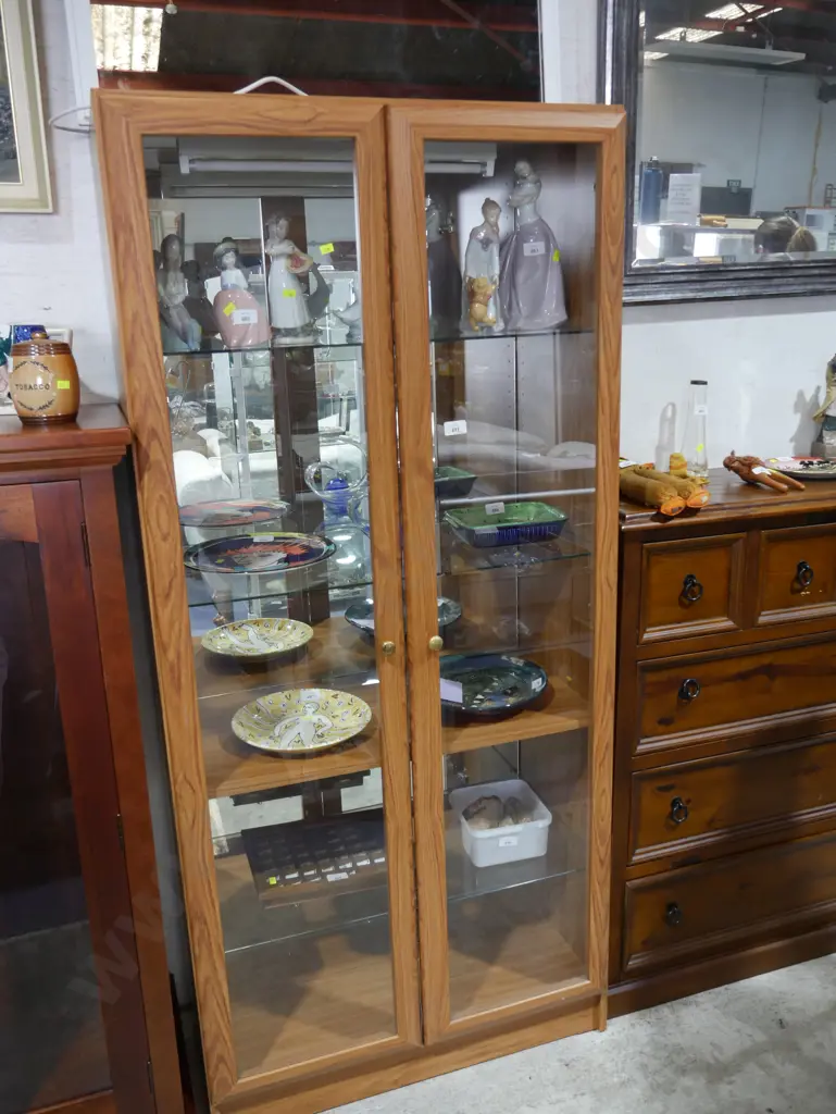 Display cabinet Image 1++