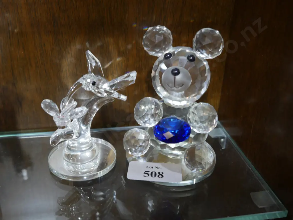 Crystal hummingbird on stand and Crystal teddy bear Image 1++