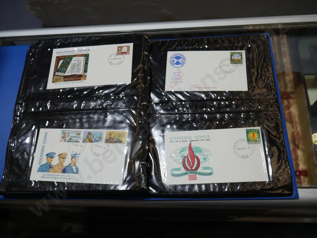 Cigarette card album etc Image 1++