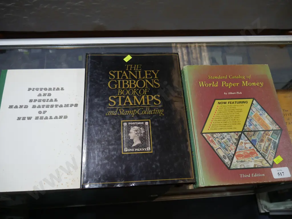 Phone card album, stamp book etc Image 1++