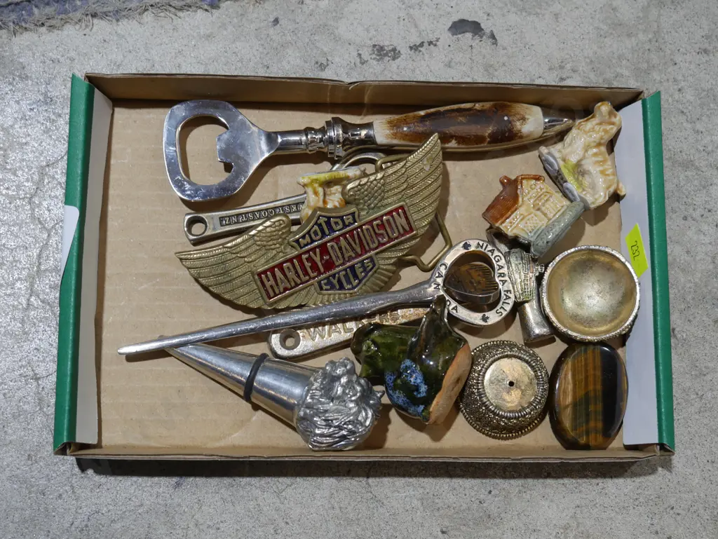Bottle openers etc Image 1++