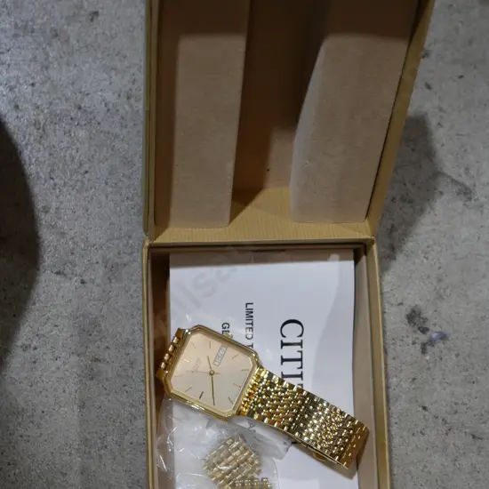 Citizen watch