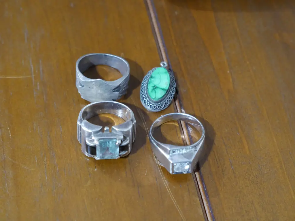 Silver rings etc Image 1++