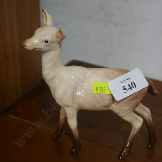 Beswick female doe dear