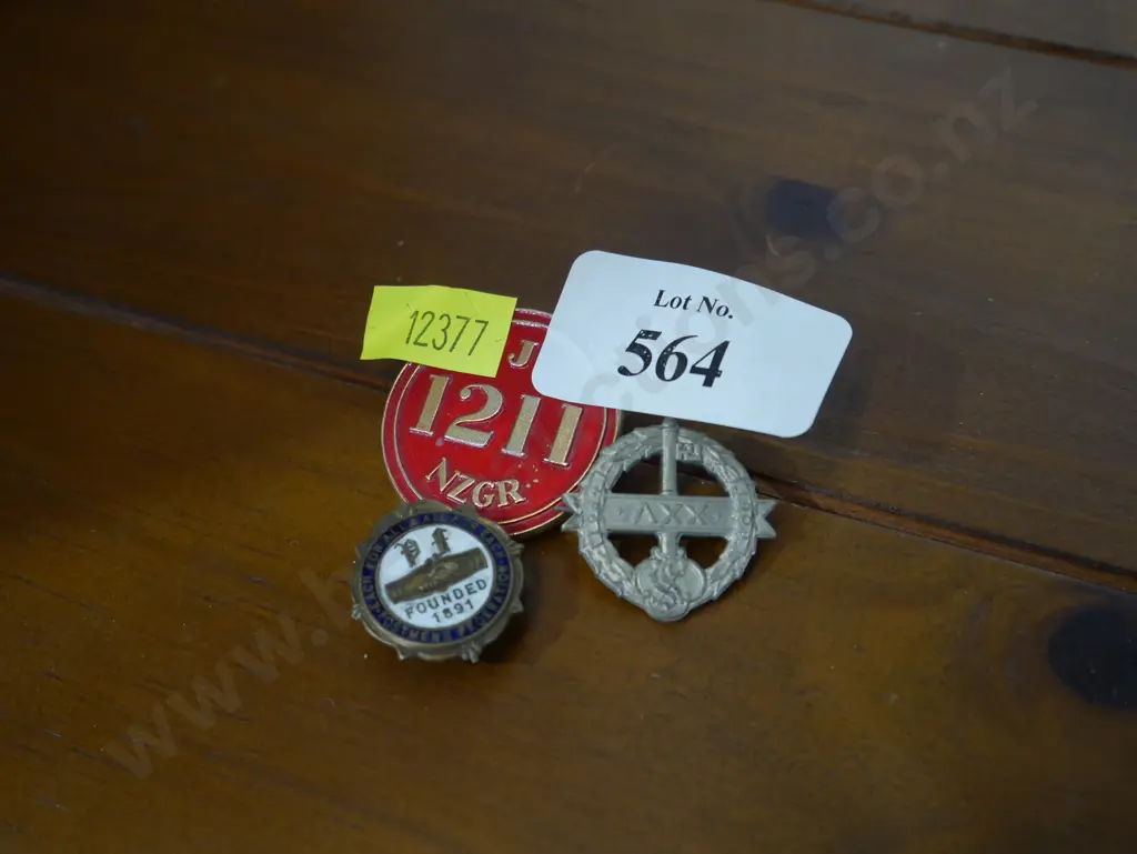 Badges Image 1++