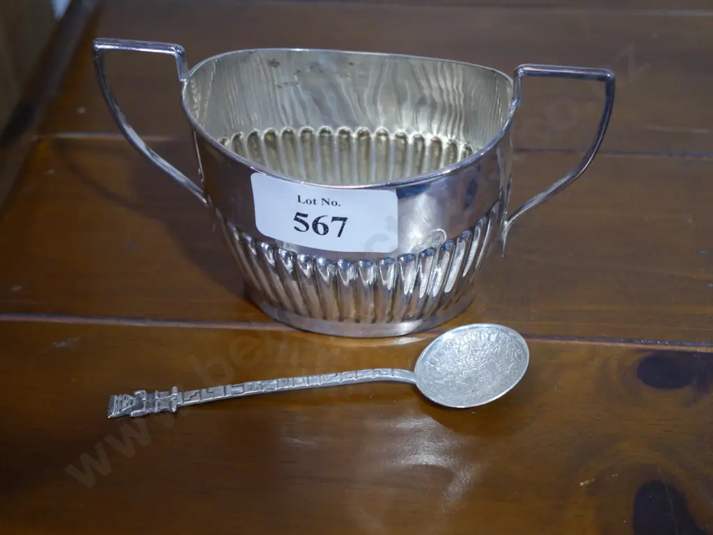 Sterling silver sugar bowl and spoon Image 1++