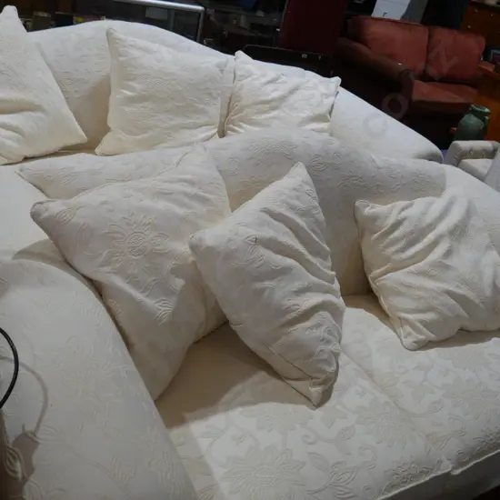 2 piece lounge suite