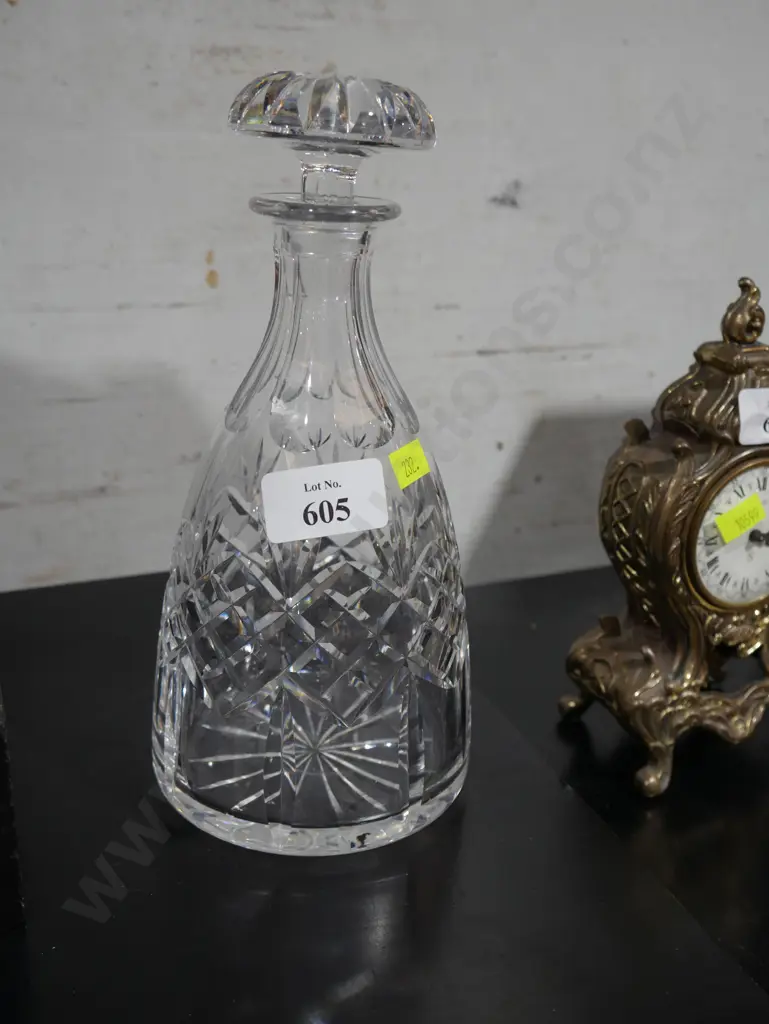 Crystal decanter Image 1++