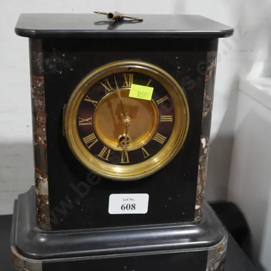 Mantle clock