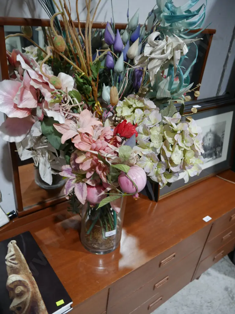 Artificial plants in glass vase Image 1++