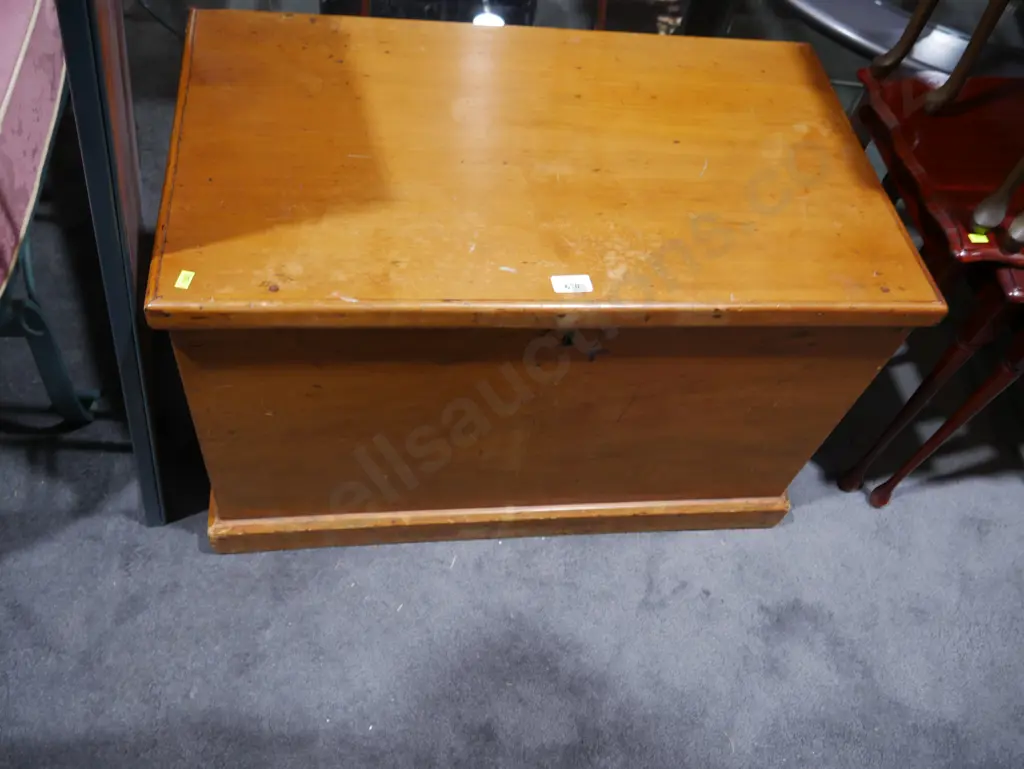 Blanket box Image 1++