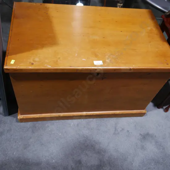 Blanket box