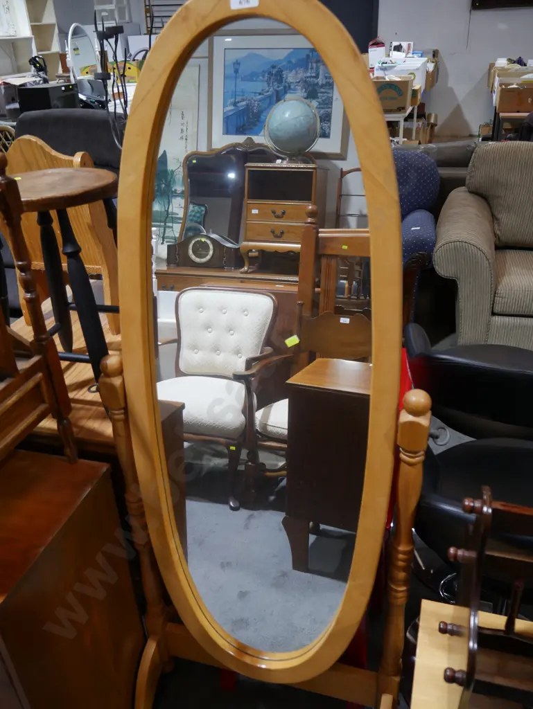 Cheval mirror Image 1++