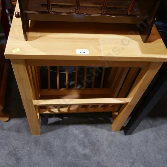 Occasional table