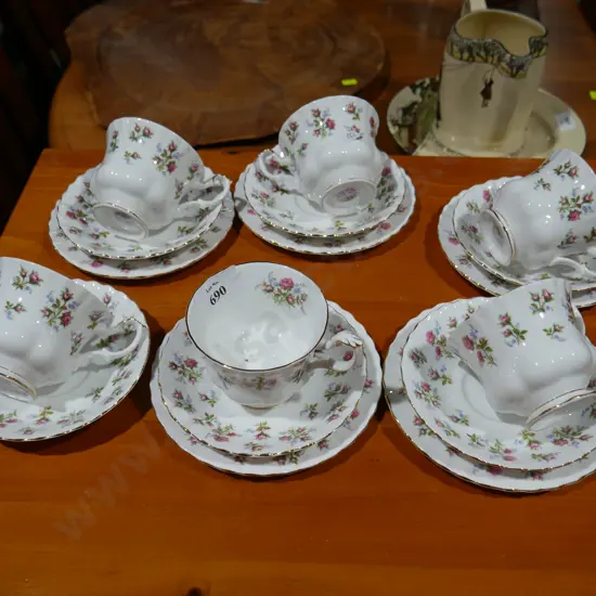 Royal Albert trios