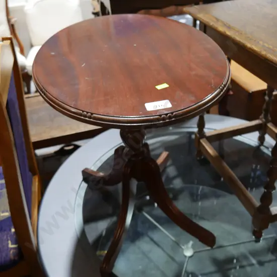 Wine table