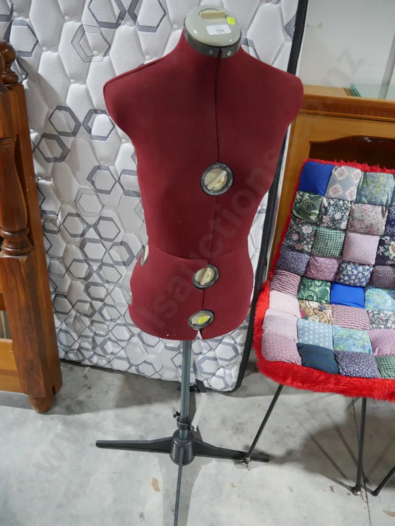 Dressmakers dummy Image 1++