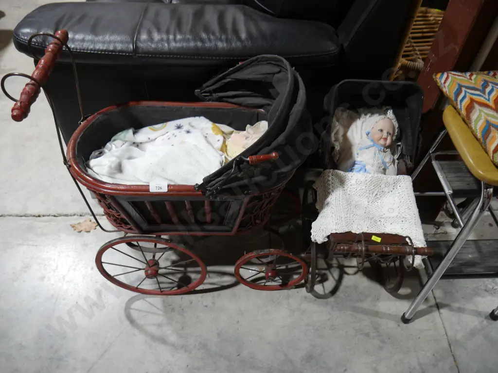 2 dolls in prams Image 1++