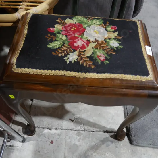 Small piano stool