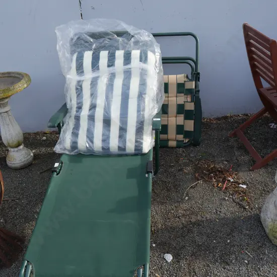 Folding outdoor loungers