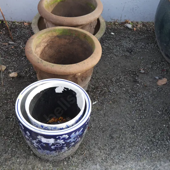 5 plant pots