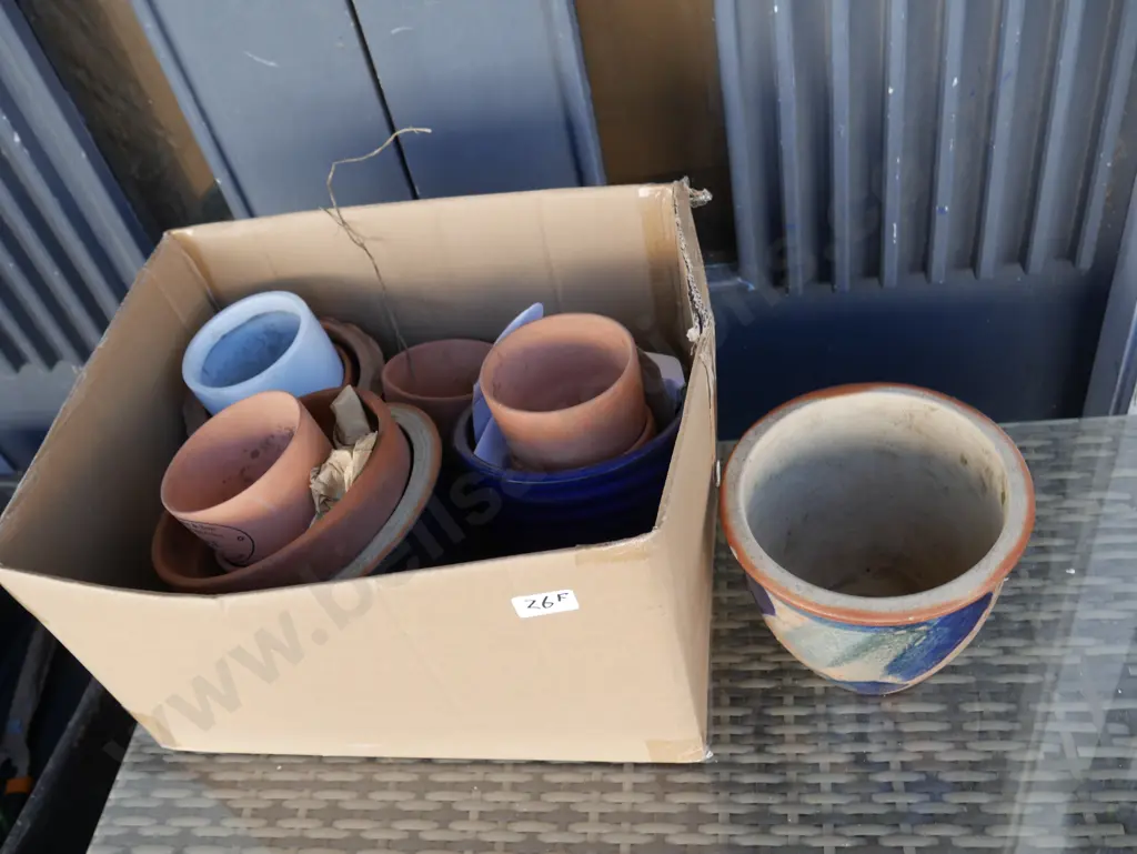 Assorted small plant pots etc Image 1++