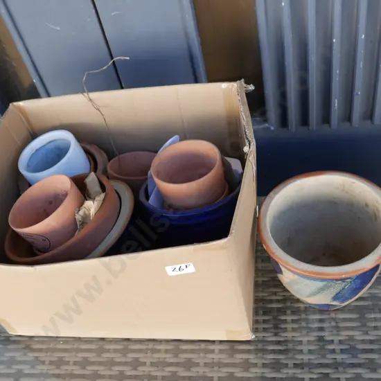 Assorted small plant pots etc