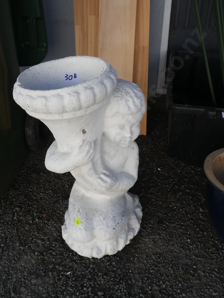 Concrete garden figure Image 1++