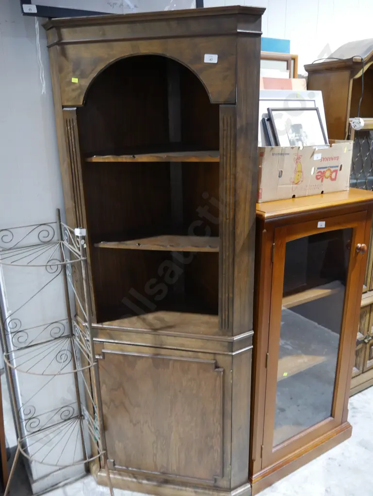 Corner cabinet Image 1++