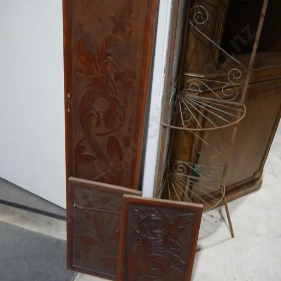 Wood carved wall hangings