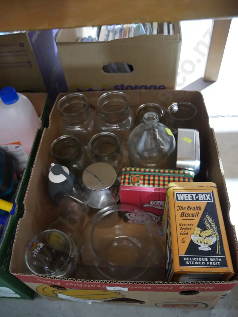 Box of tins, glass jars etc Image 1++
