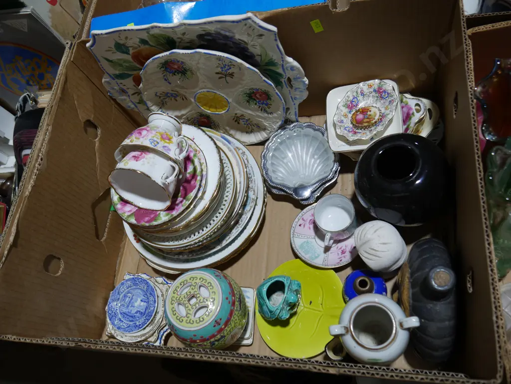 Assorted china Image 1++