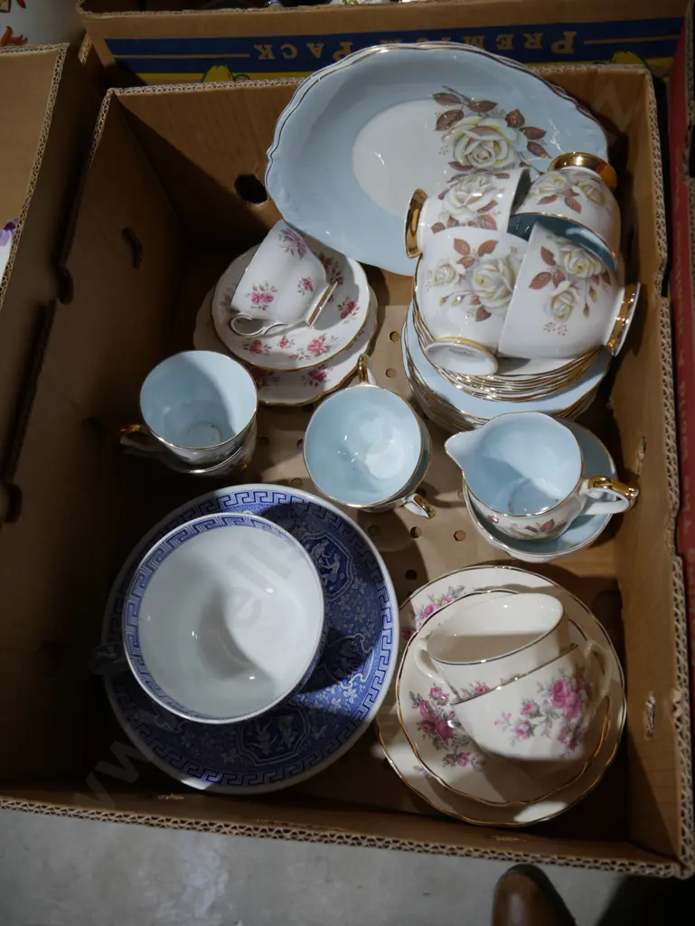 Teaset and trios Image 1++