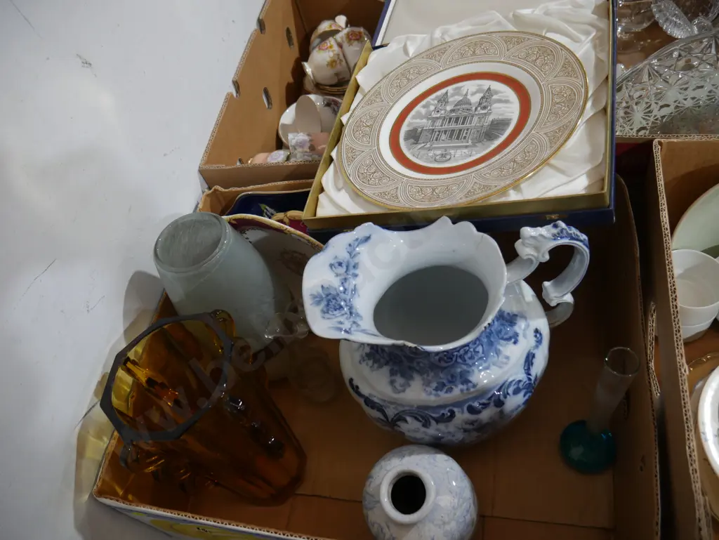 Plates, vases etc Image 1++