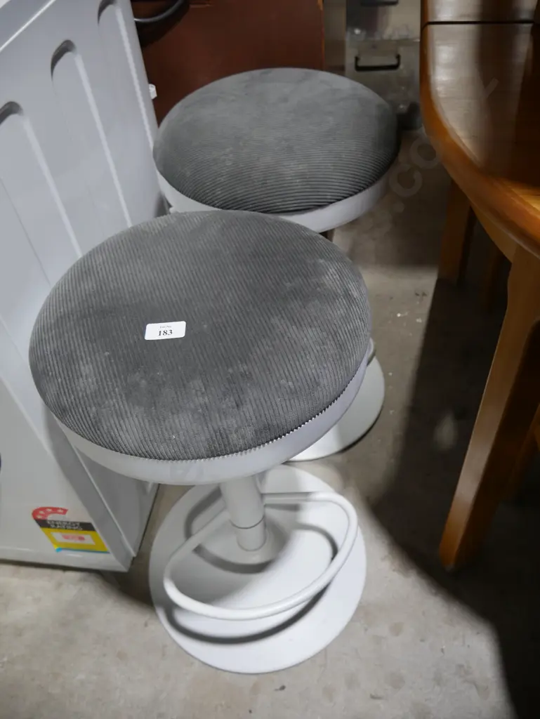 Two bar stools Image 1++