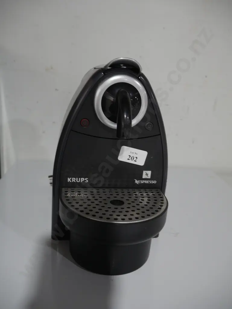 Nespresso coffee machine Image 1++